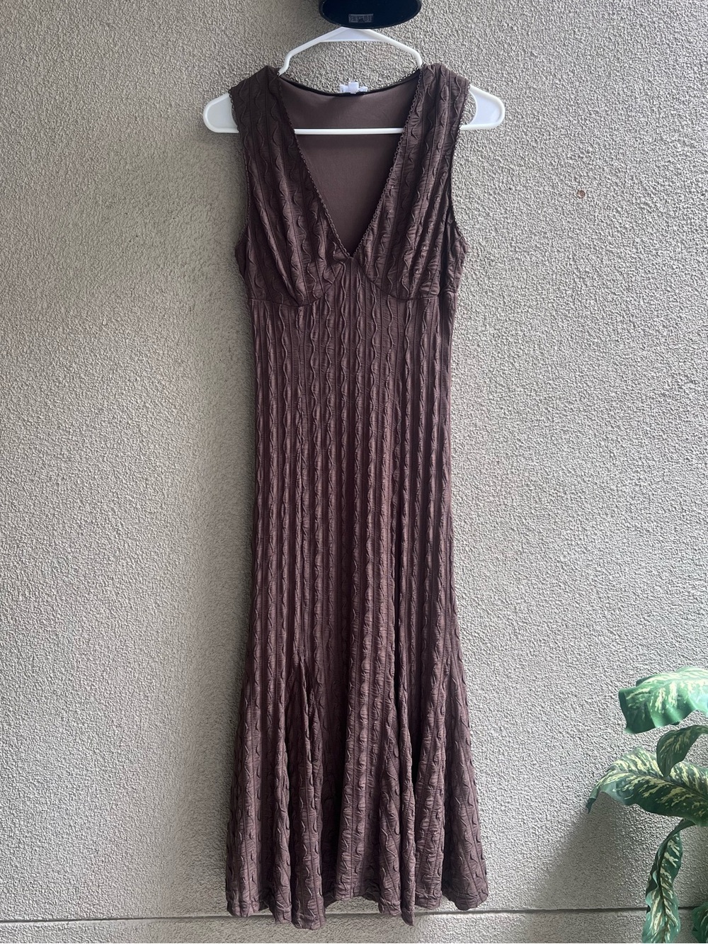 Le Lis Collection Brown Textured Dress